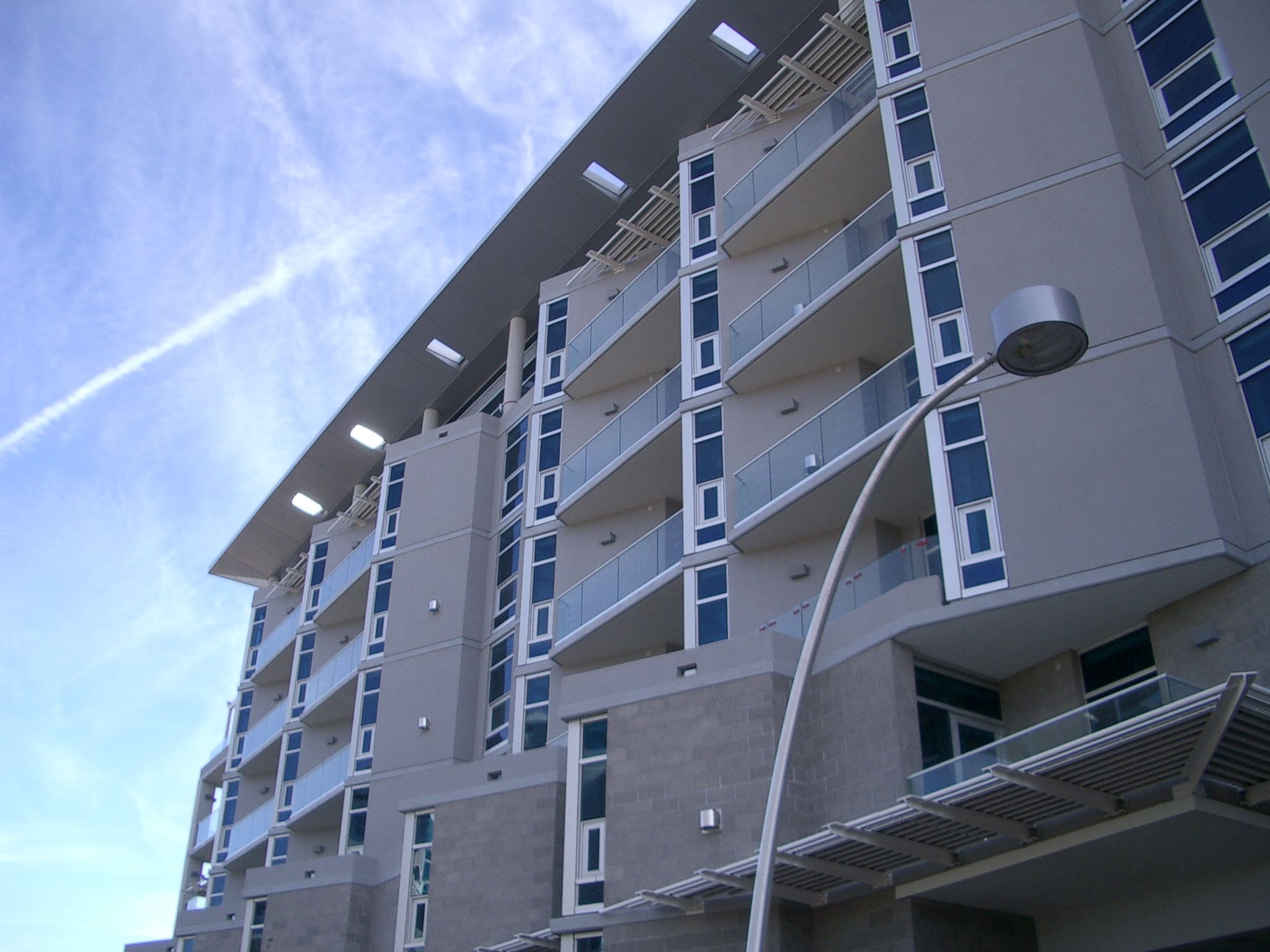 Bridgeview condominiums - Hayden Ferry Lakeside