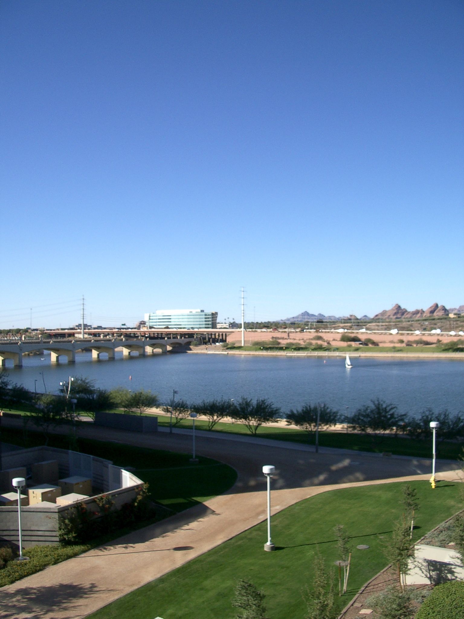 Edgewater condominiums - Hayden Ferry Lakeside
